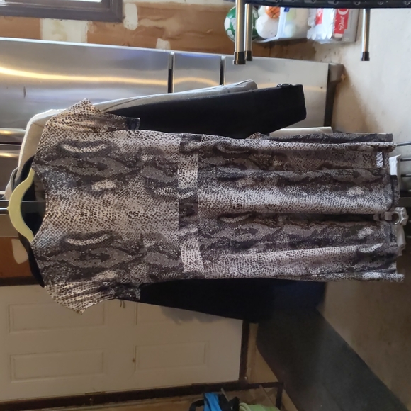 Animal print dress with pockets - Picture 4 of 4